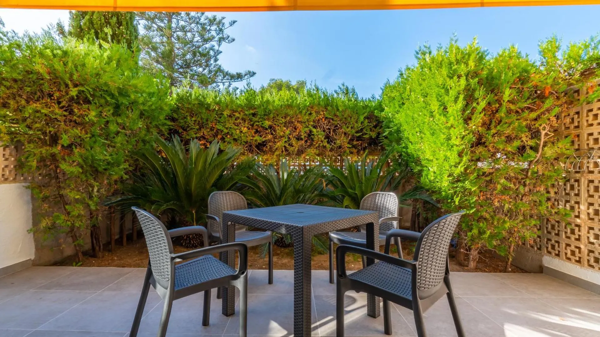 Ponent Cala Ratjada Apartments G إسبانيا