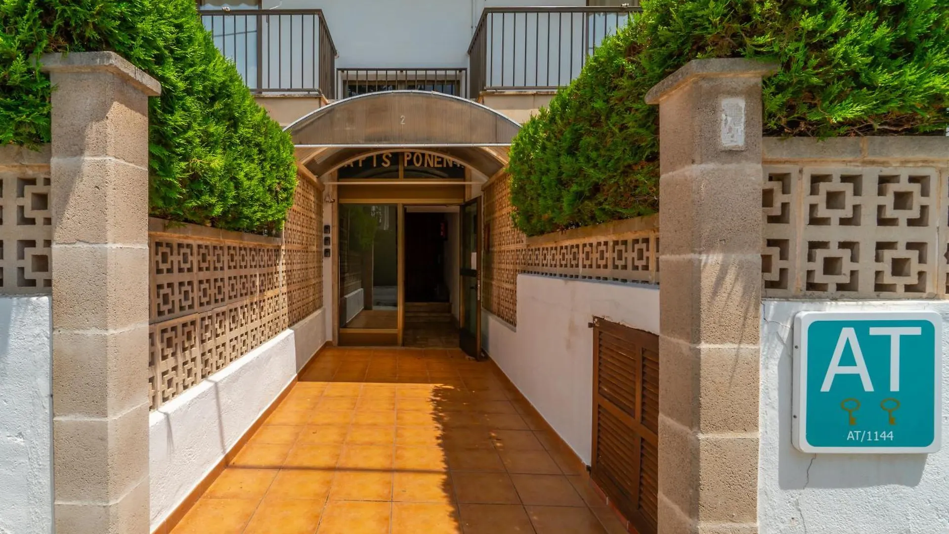 Ponent Cala Ratjada Apartments G 0*, كالا راتخاذا