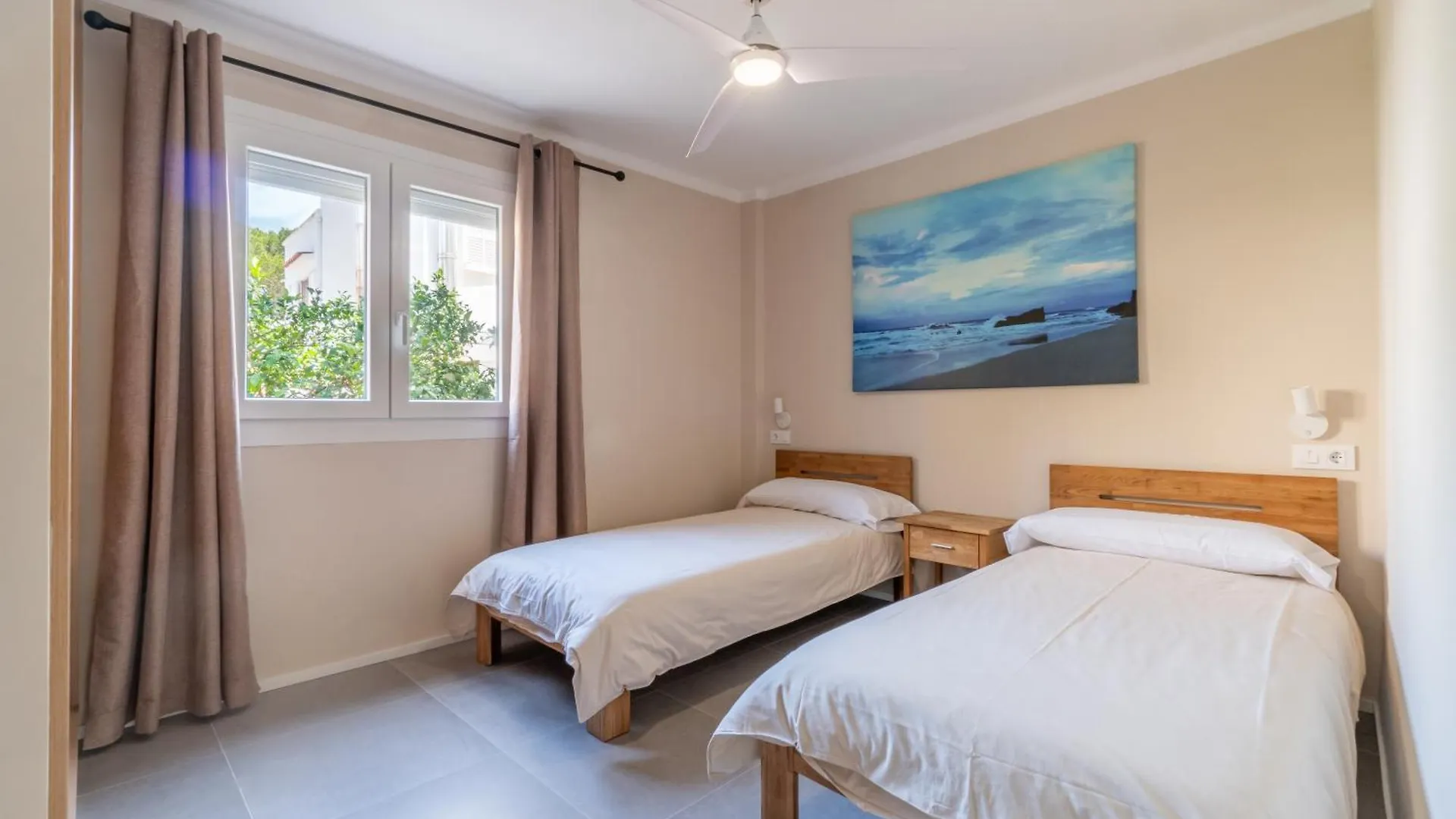 Ponent Cala Ratjada Apartments G  كالا راتخاذا